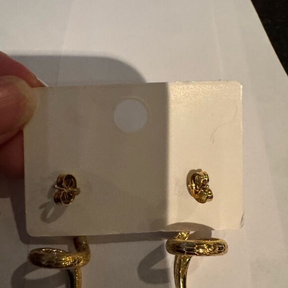 Gold Snake Earrings with Green Gemstone - Picture 5 of 5